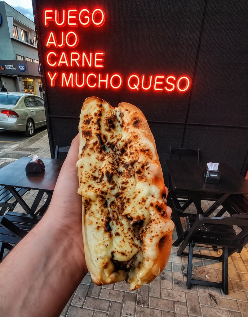sándwich de pan de ajo